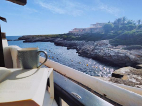 Fantástica casa a primera línea de mar en Binibeca